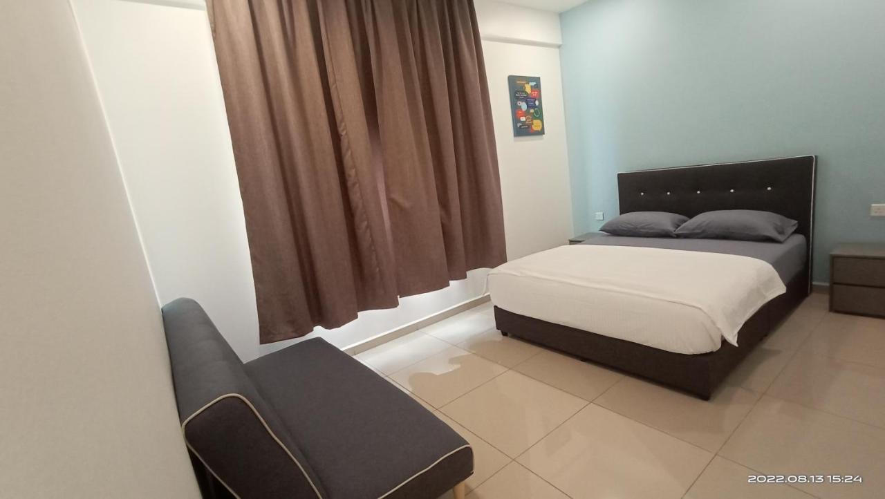 Apartamento Austin @ Novo 8 Malacca Exterior foto