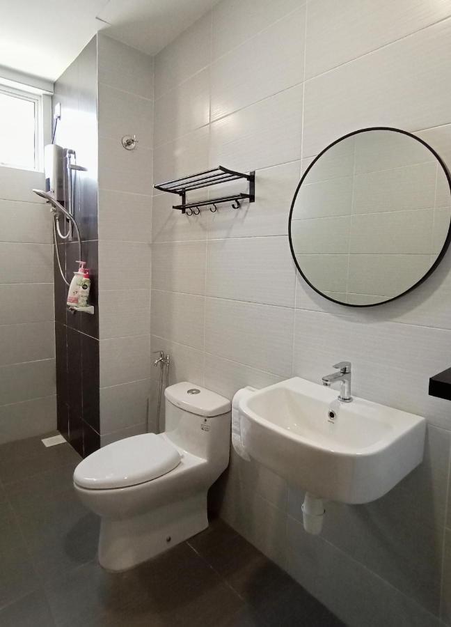 Apartamento Austin @ Novo 8 Malacca Exterior foto