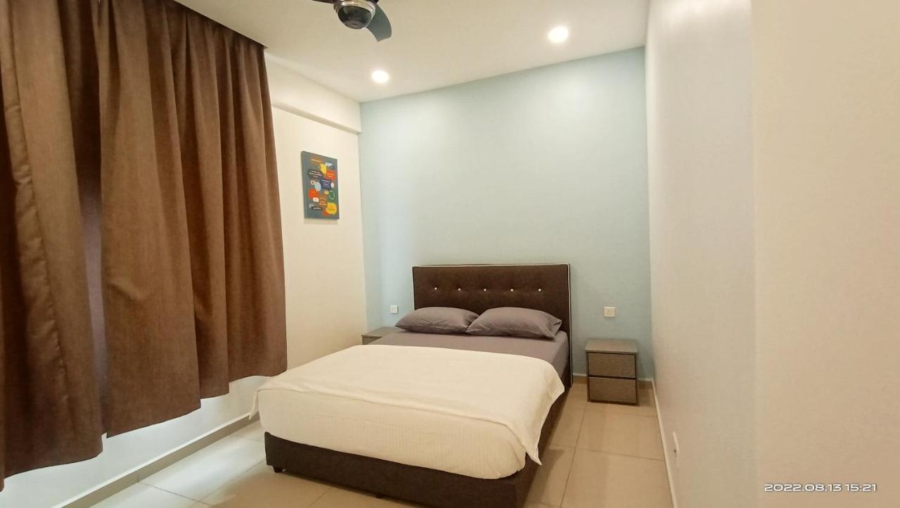 Apartamento Austin @ Novo 8 Malacca Exterior foto