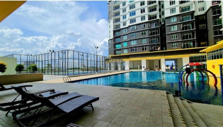 Apartamento Austin @ Novo 8 Malacca Exterior foto