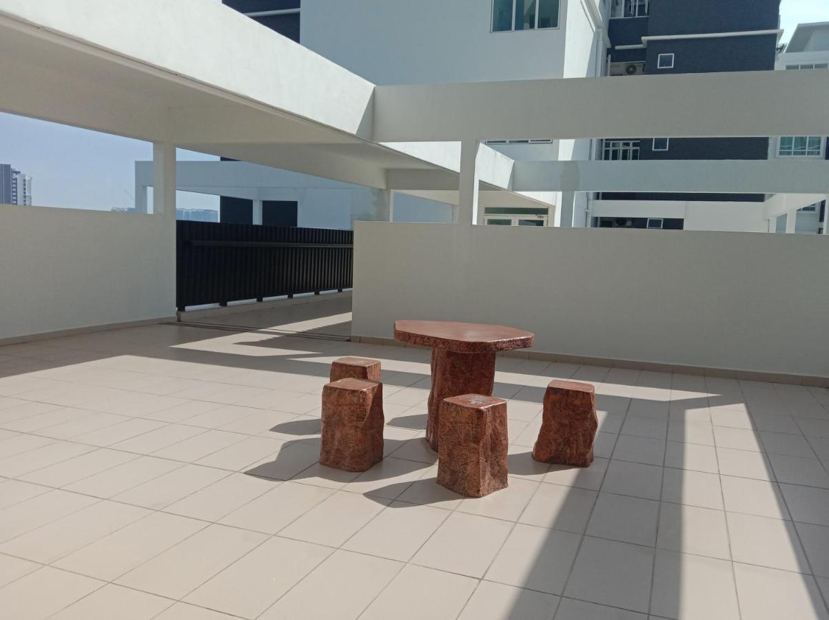 Apartamento Austin @ Novo 8 Malacca Exterior foto